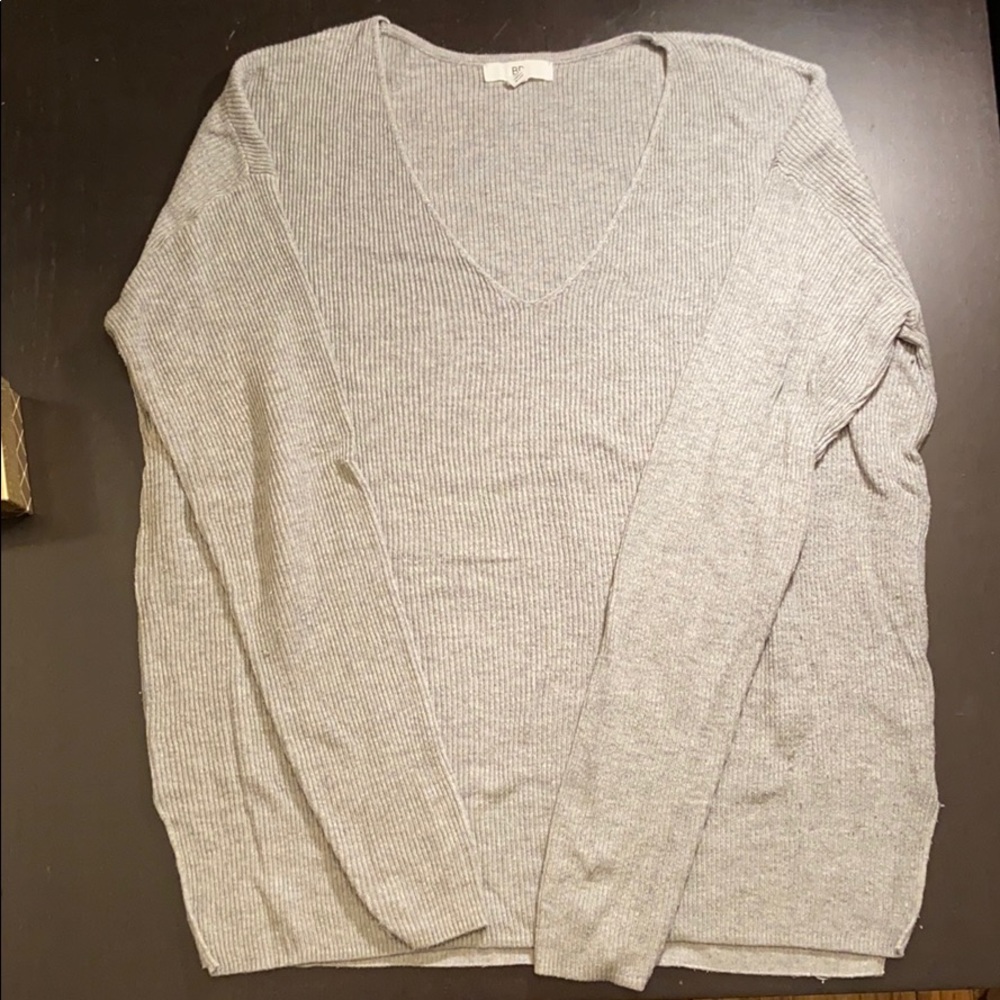 Grey v neck sweater